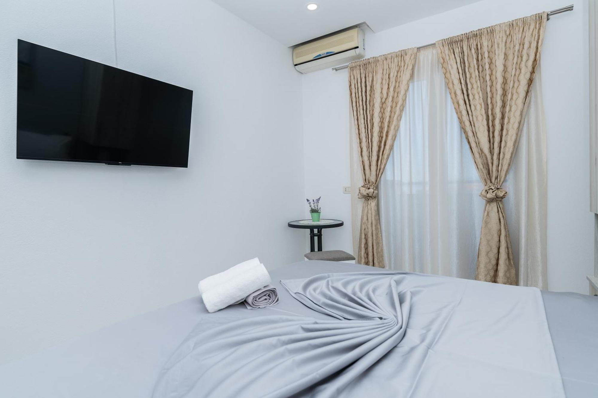 Apartmants Sestic 图彻皮 外观 照片