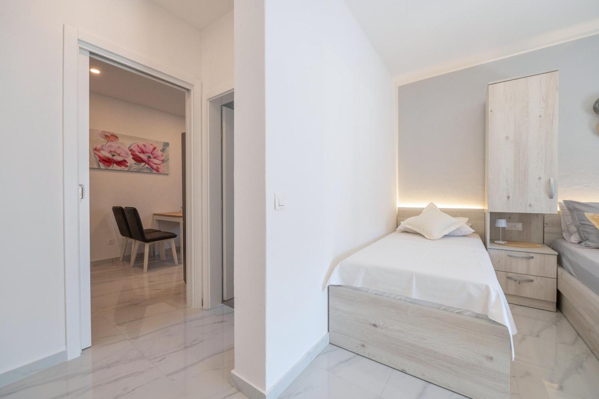 Apartmants Sestic 图彻皮 外观 照片